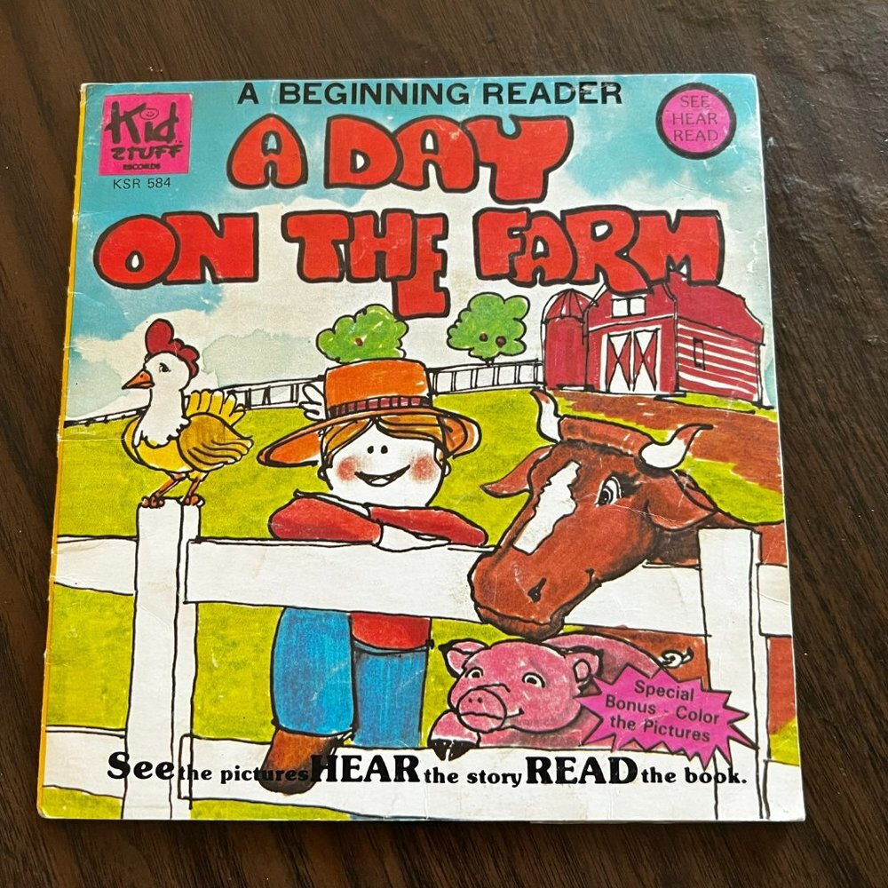 Read-A-Long Book and Record 45 -A Day On The Farm Vintage Kid Stuff Records Rare